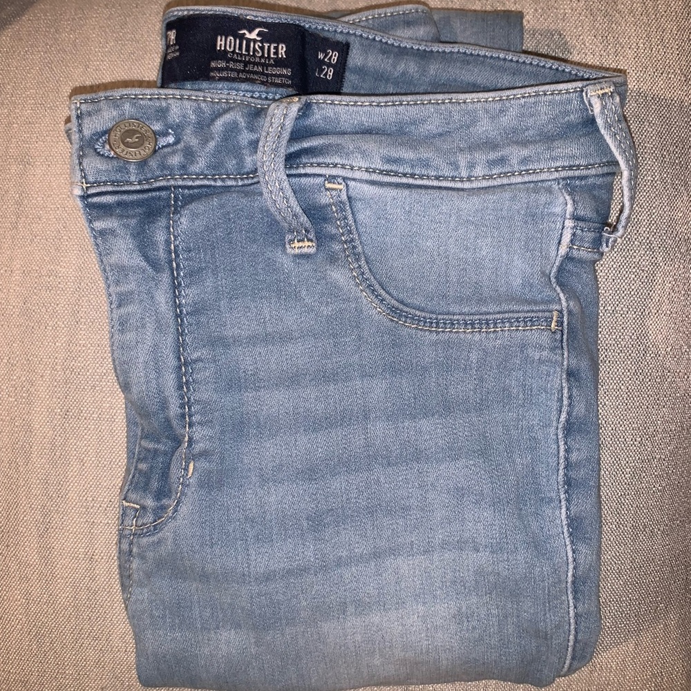 Hollister jeans